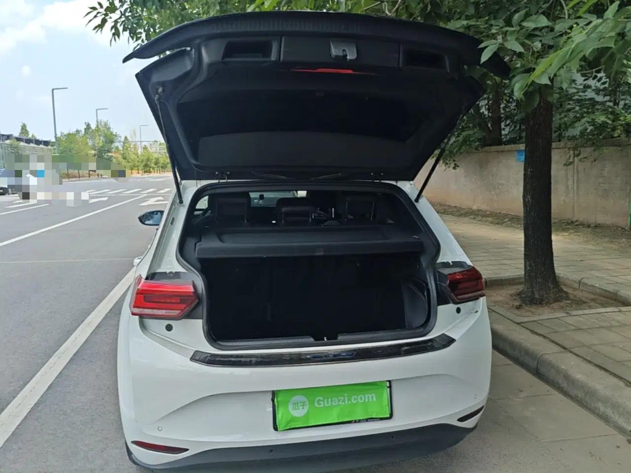Volkswagen ID.3 2024 Outstanding Edition — миниатюра 22