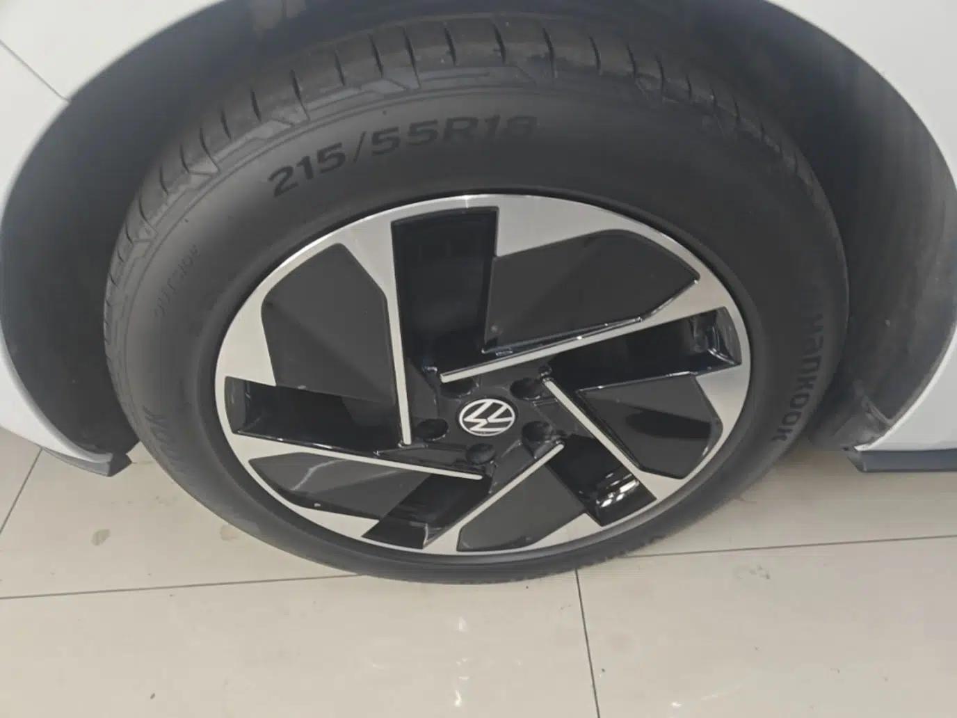 Volkswagen ID.3 2023 Pure Smart Edition — миниатюра 11