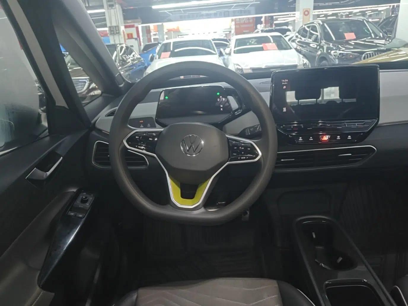 Volkswagen ID.3 2023 Pure Smart Edition — миниатюра 13