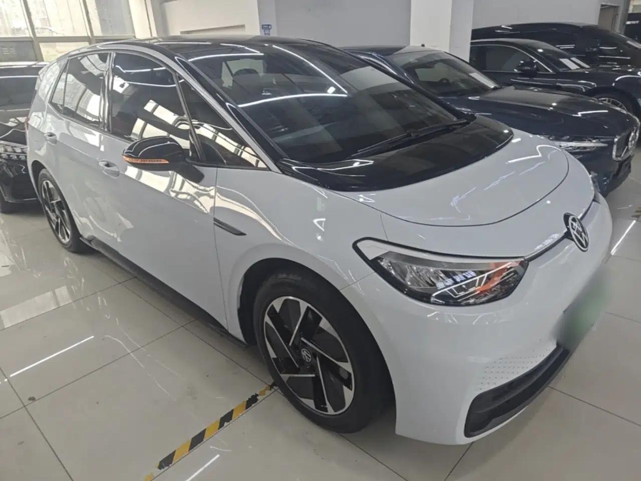 Volkswagen ID.3 2023 Pure Smart Edition — миниатюра 3
