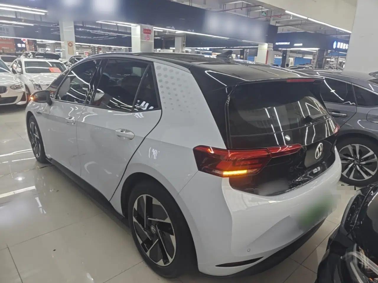 Volkswagen ID.3 2023 Pure Smart Edition — миниатюра 4