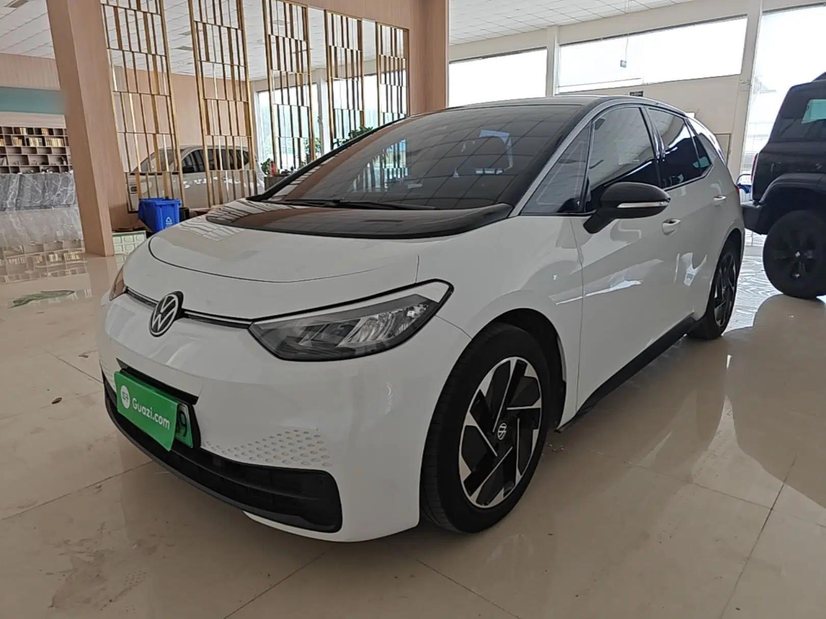 Volkswagen ID.3 2024 Pure & Smart Edition — миниатюра 1