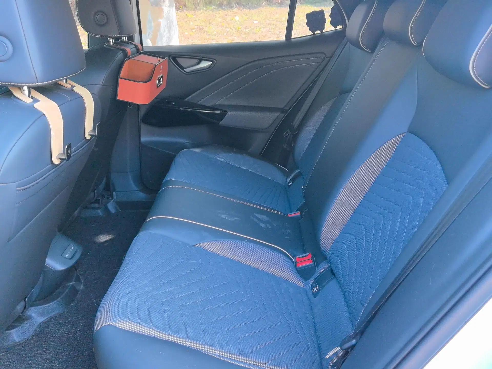 Volkswagen ID.3 2024 Outstanding Edition — миниатюра 20
