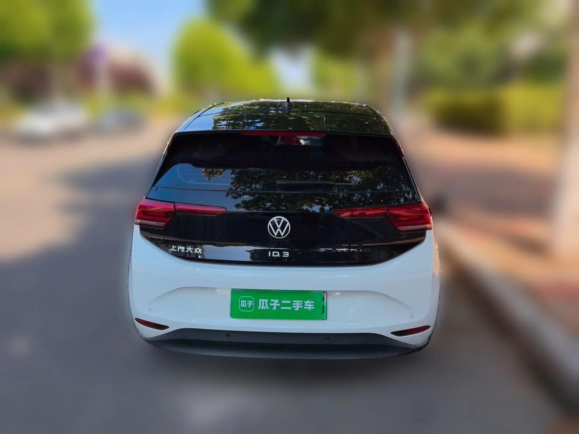 Volkswagen ID.3 2024 Outstanding Edition — миниатюра 5