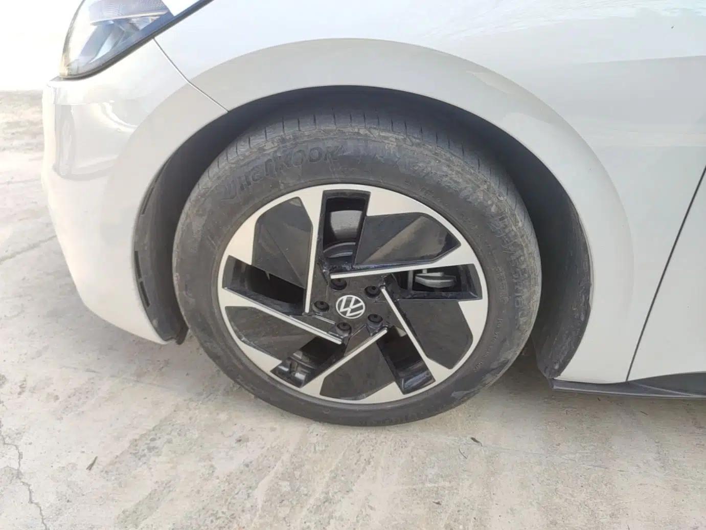 Volkswagen ID.3 2024 Outstanding Edition — миниатюра 10