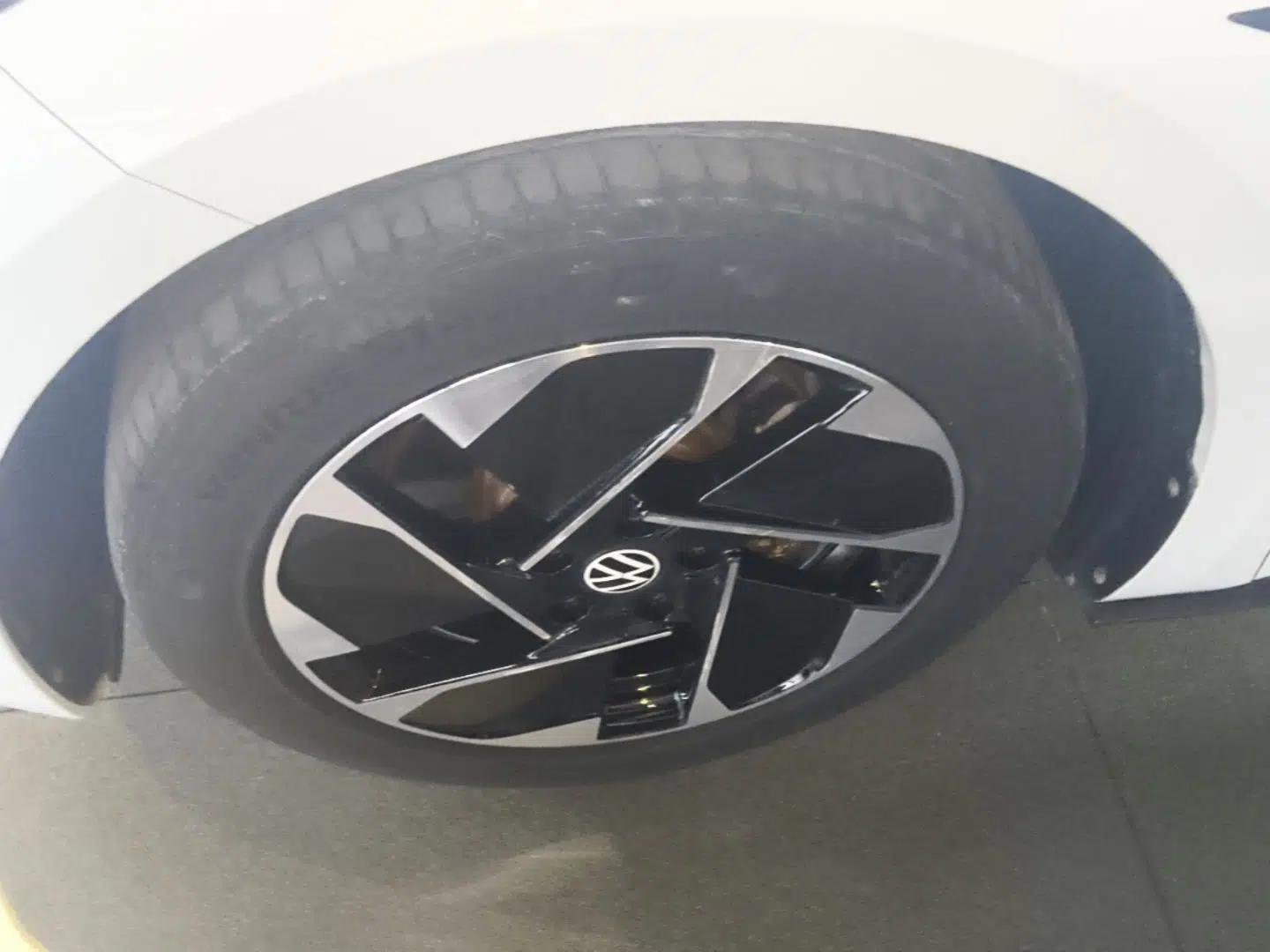 Volkswagen ID.3 2022 Active Pure Intelligent Enjoyment Edition — миниатюра 10