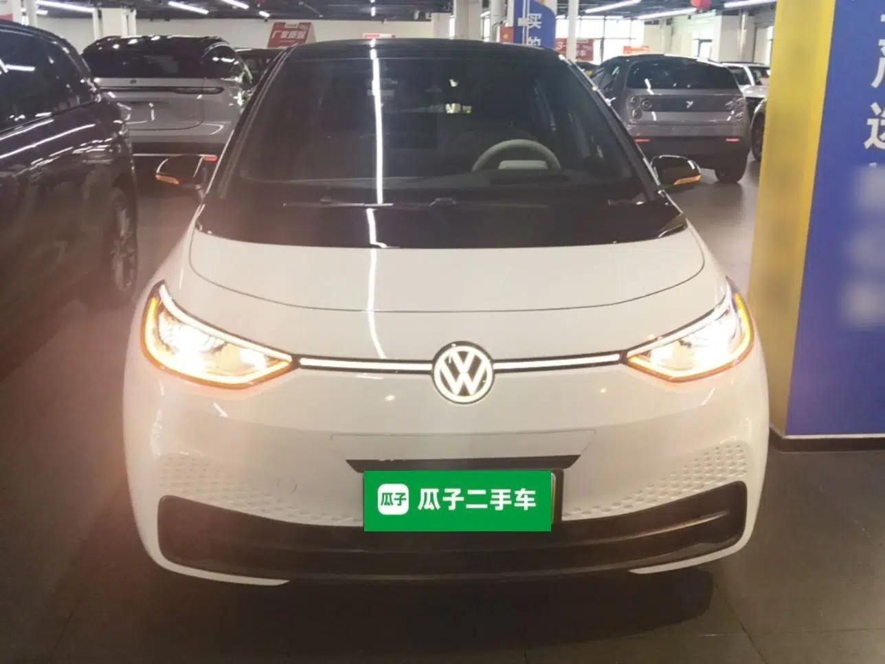 Volkswagen ID.3 2025 Smart Version Pure & Intelligent Enjoyment Edition — миниатюра 2