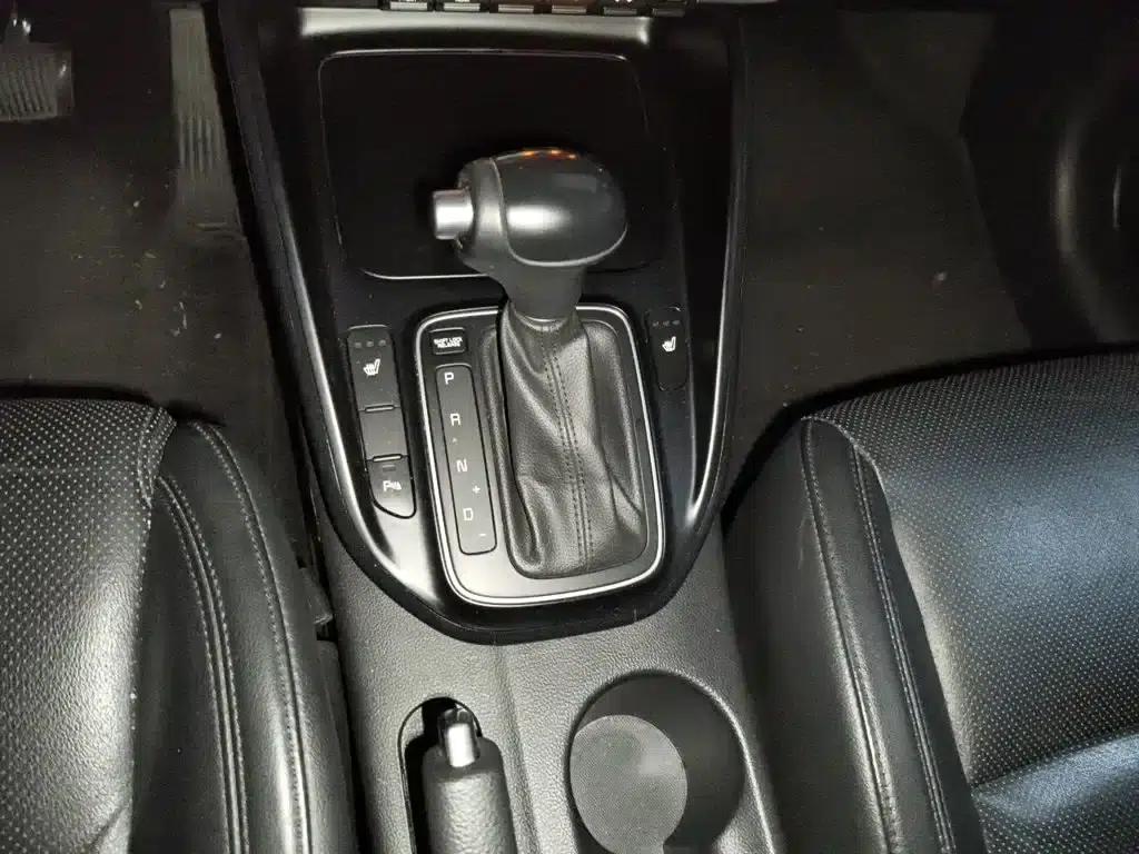 Carens 2013 2.0L 7-seater Automatic Deluxe Edition (National IV Emission Standard) — миниатюра 11