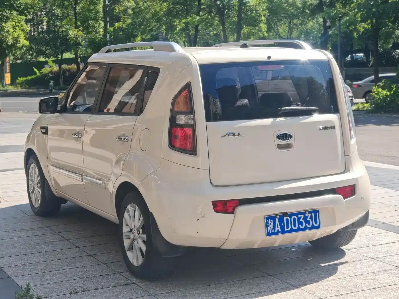 2013 Volkswagen Soul 1.6L AT GL — миниатюра 7