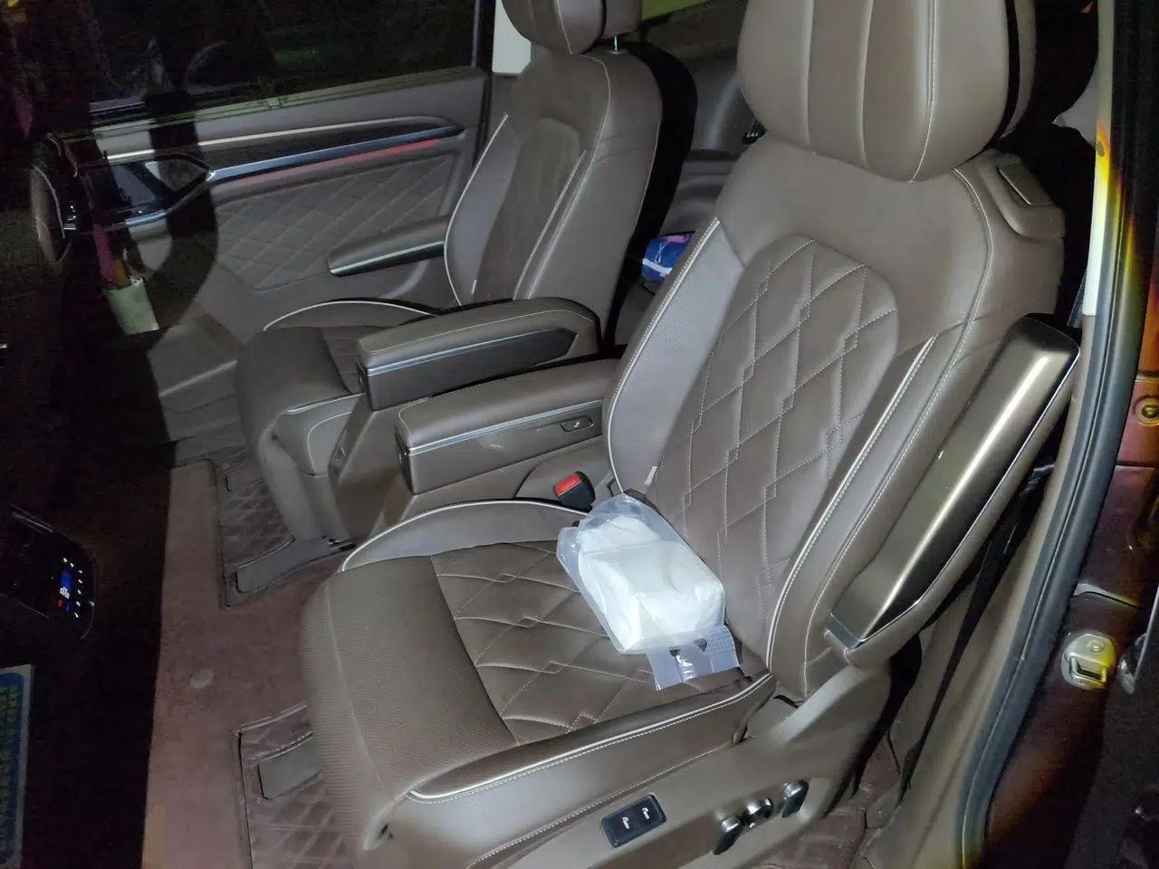 Volkswagen Viloran 2020 380TSI Prestige Edition — миниатюра 17