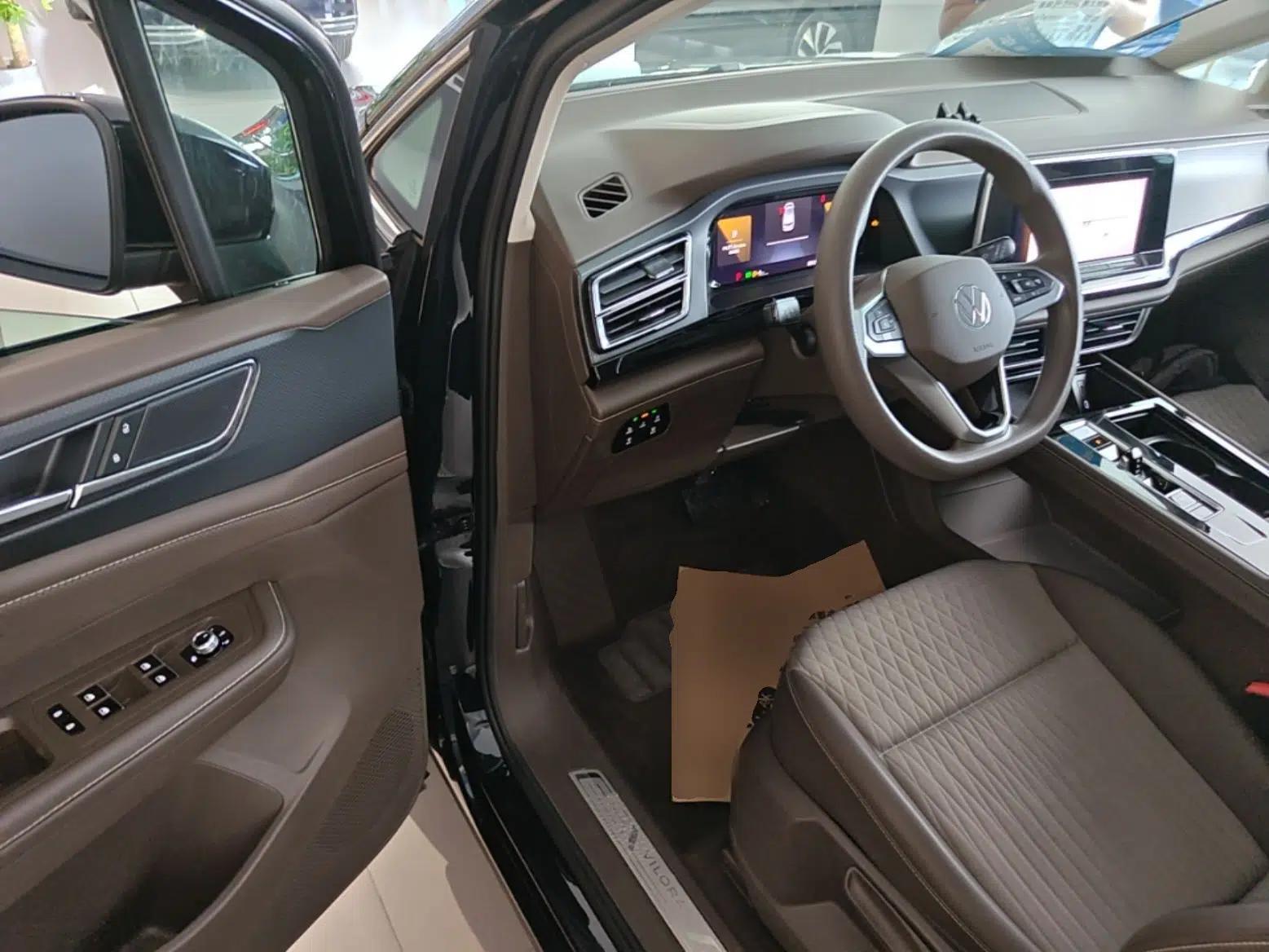 Volkswagen Viloran 2024 330TSI Business Edition — миниатюра 18