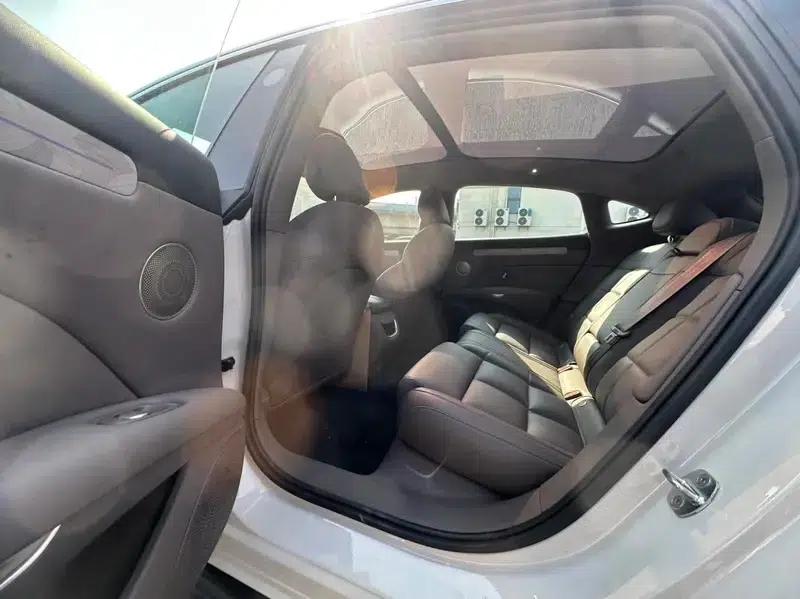 Zhiji L6 2025 Ultra 100kWh — миниатюра 12