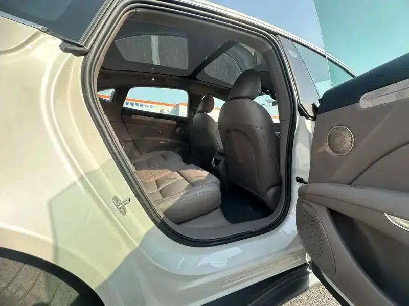 Zhiji L6 2025 Ultra 100kWh — миниатюра 13