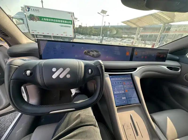 Zhiji L6 2025 Ultra 100kWh — миниатюра 10