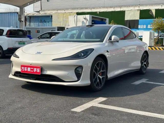 Zhiji L6 2025 Ultra 100kWh