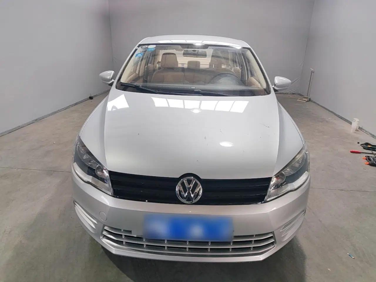 Volkswagen Jetta 2015 1.4L Manual Fashion Model — миниатюра 2