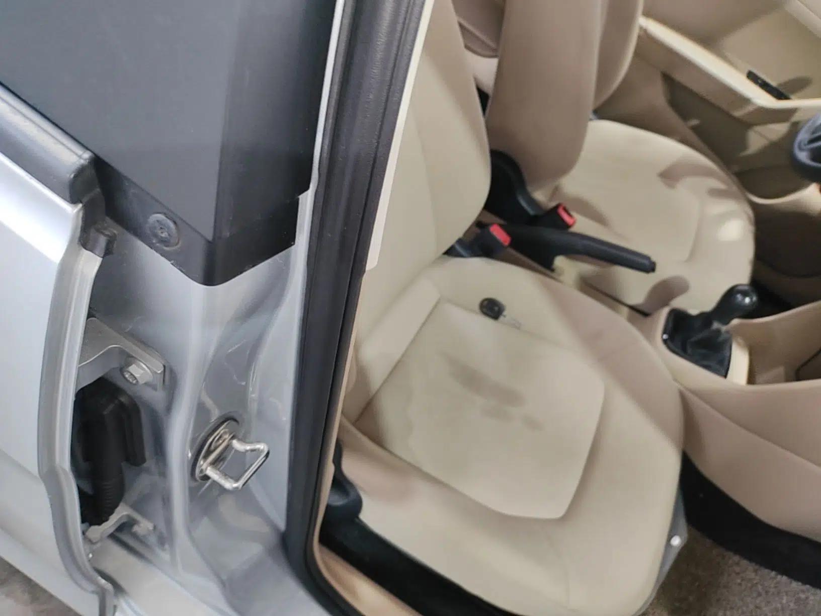 Volkswagen Jetta 2015 1.4L Manual Fashion Model — миниатюра 24