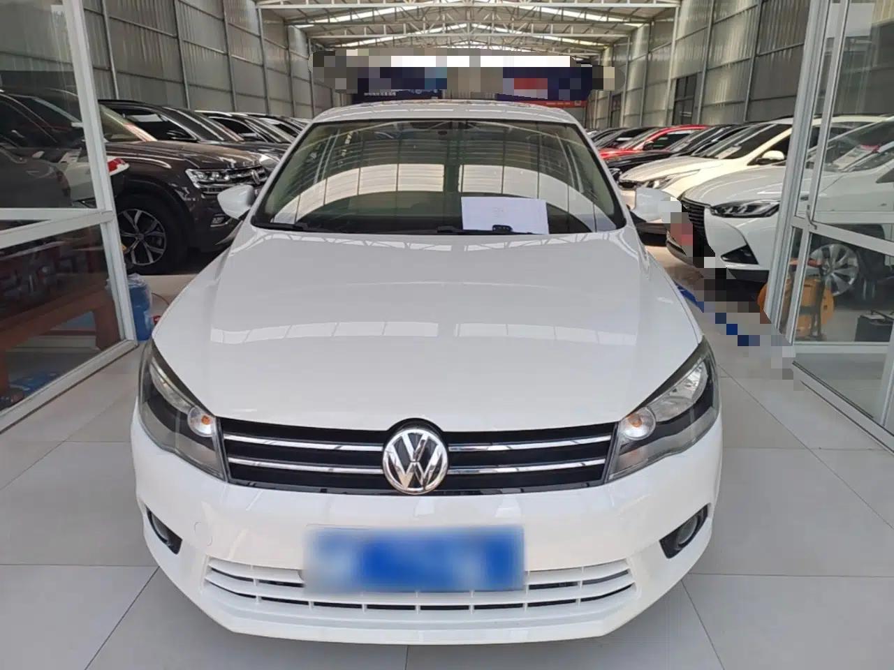Volkswagen Jetta 2015 1.4L Manual Comfort Model — миниатюра 2