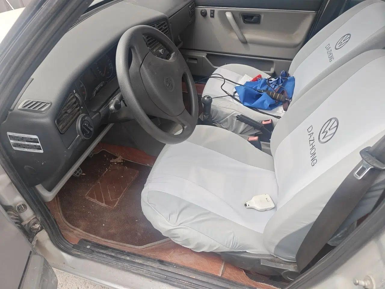Volkswagen Jetta 2010 1.6L Partner — миниатюра 16