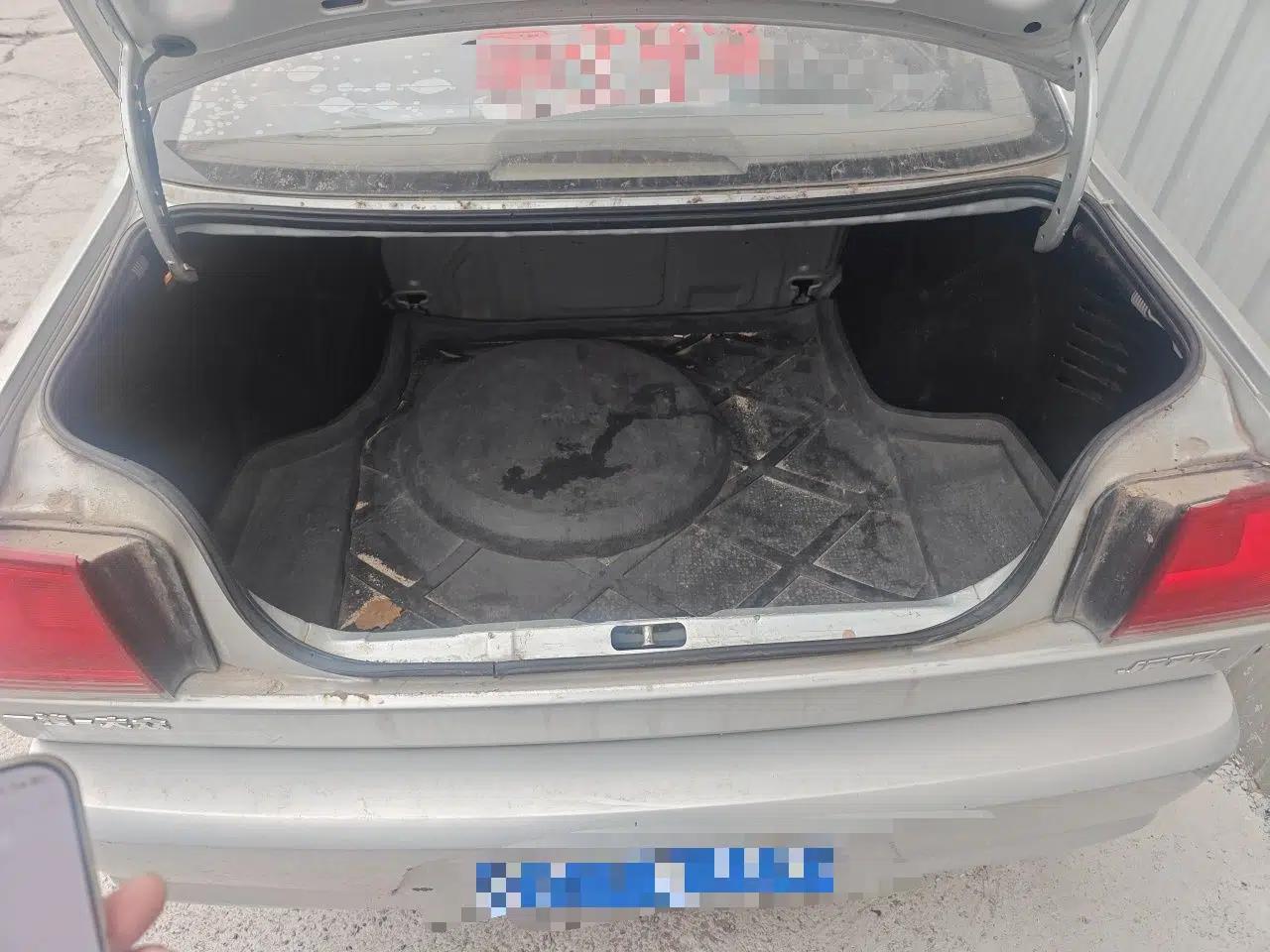 Volkswagen Jetta 2010 1.6L Partner — миниатюра 19