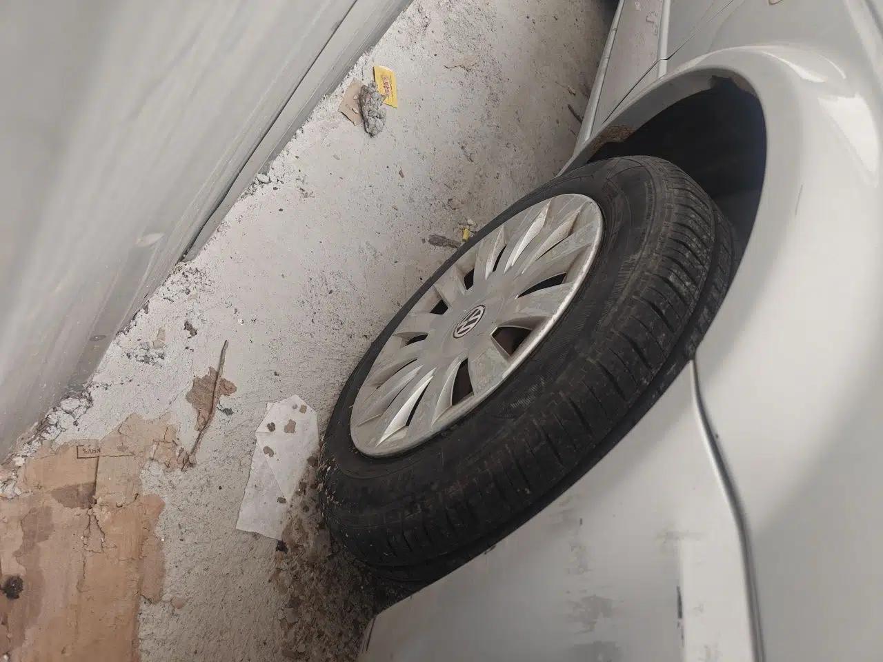 Volkswagen Jetta 2010 1.6L Partner — миниатюра 8