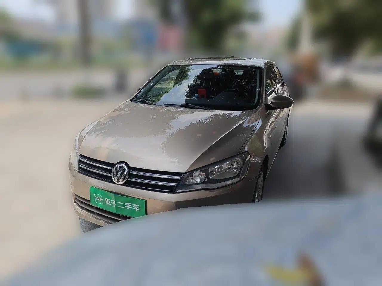 Volkswagen Jetta 2013 1.6L Automatic Luxury Model — миниатюра 1