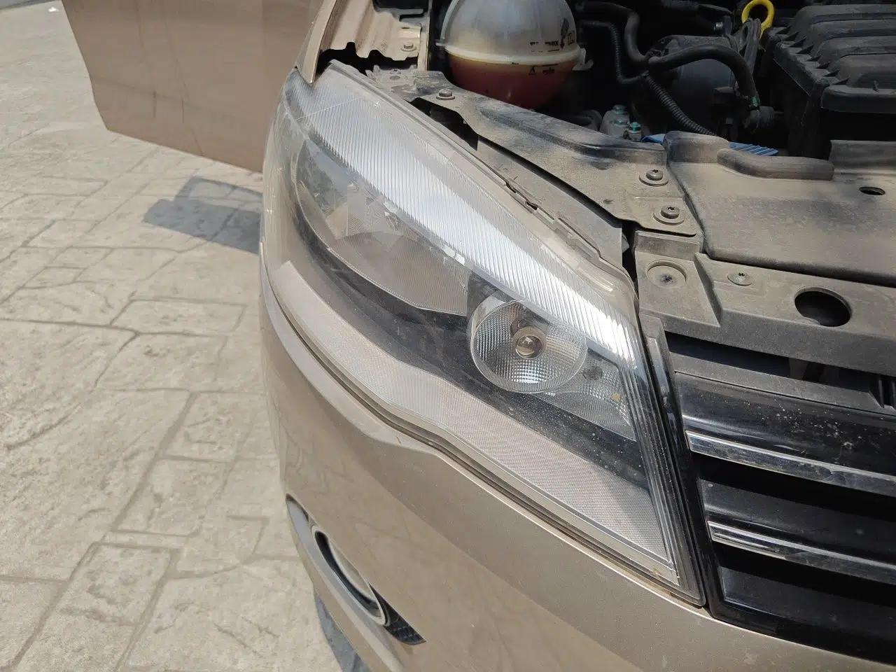Volkswagen Jetta 2013 1.6L Automatic Luxury Model — миниатюра 7