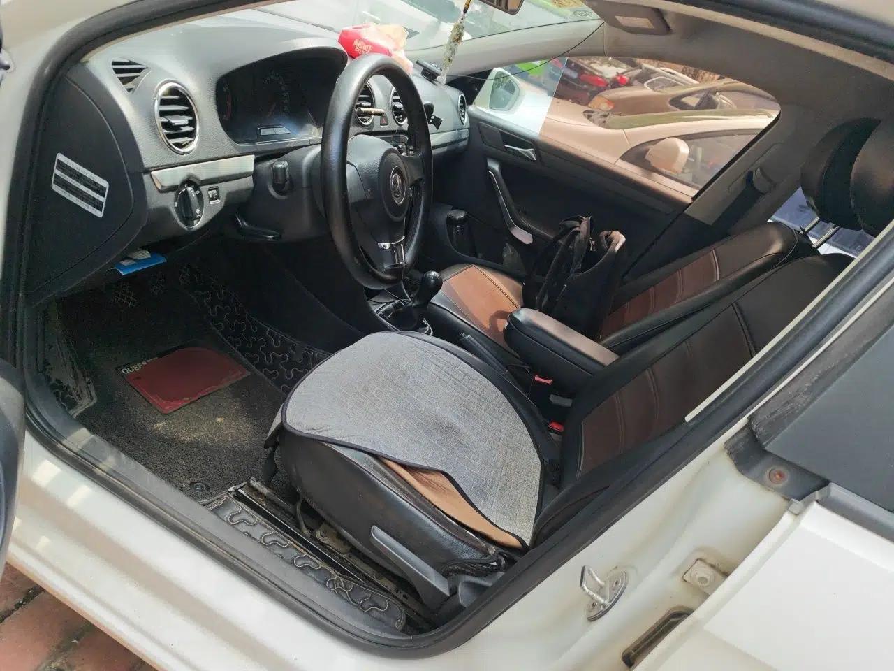 Volkswagen Jetta 2015 Zhuihui Edition 1.4L Manual Fashion Model — миниатюра 15