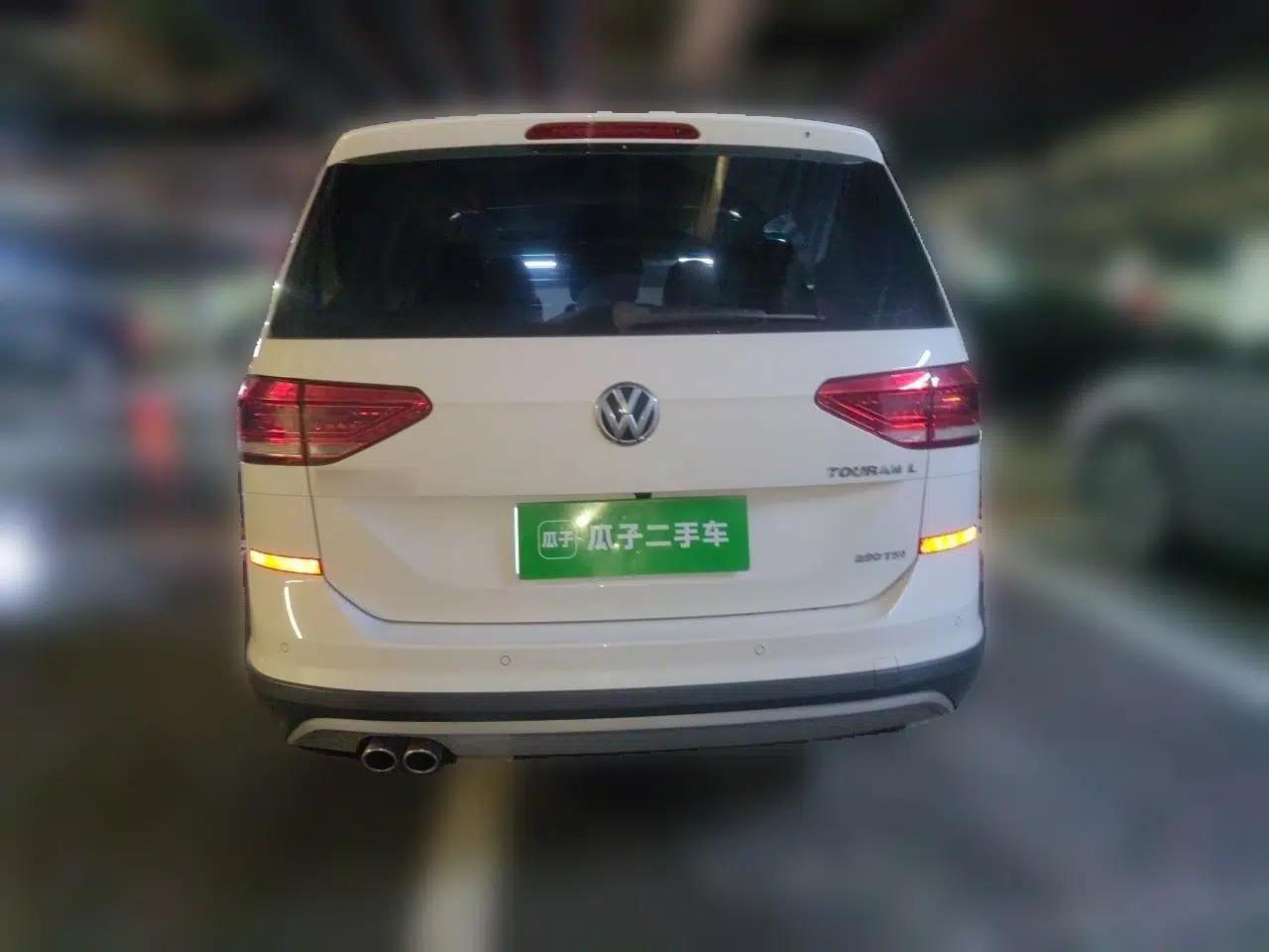 Volkswagen Touran 2018 Volkswagen Touran L 280TSI DSG Boundary Edition 7 Seats China VI Standard — миниатюра 5