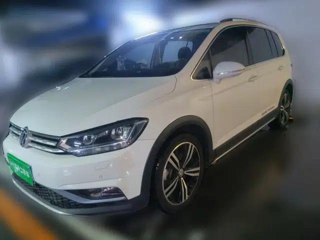 Volkswagen Touran 2018 Volkswagen Touran L 280TSI DSG Boundary Edition 7 Seats China VI Standard