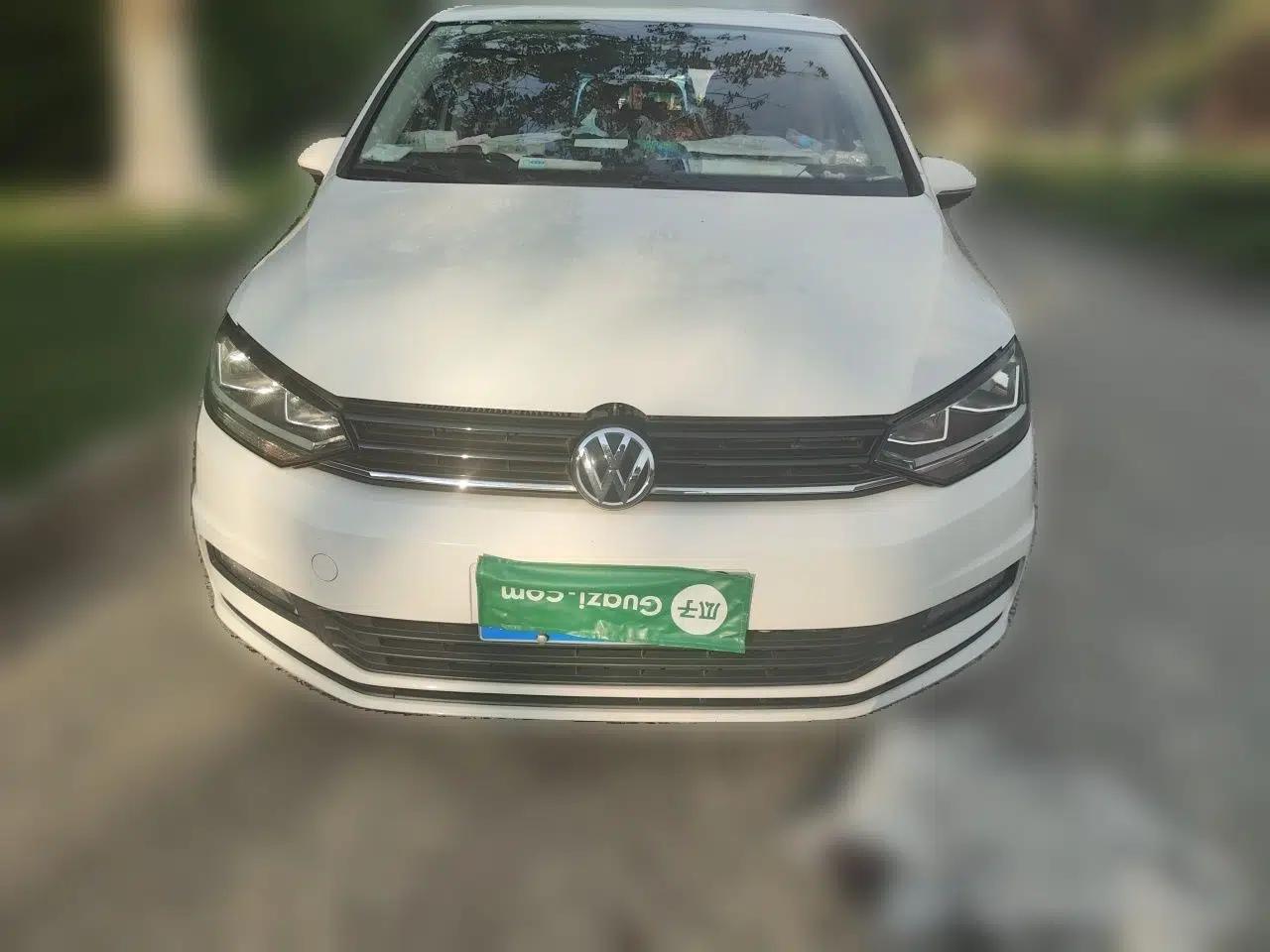 Volkswagen Touran 2016 Volkswagen Touran L 280TSI Manual Trend Edition — миниатюра 2