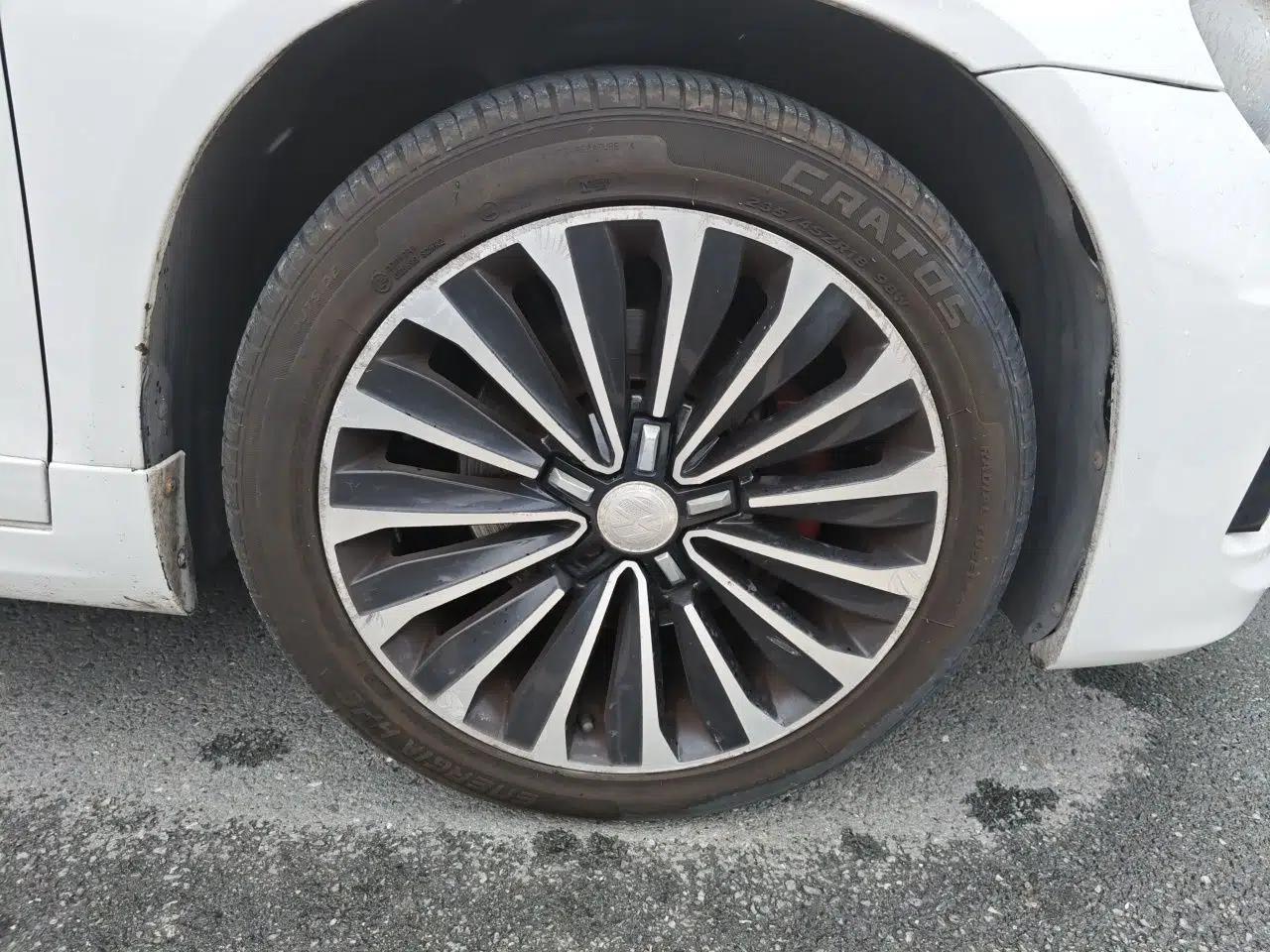 Volkswagen Scirocco 2010 2.0 TSI Sport Edition — миниатюра 8