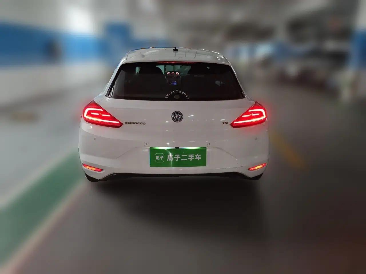 Volkswagen Scirocco 2015 1.4TSI Comfort Edition — миниатюра 5