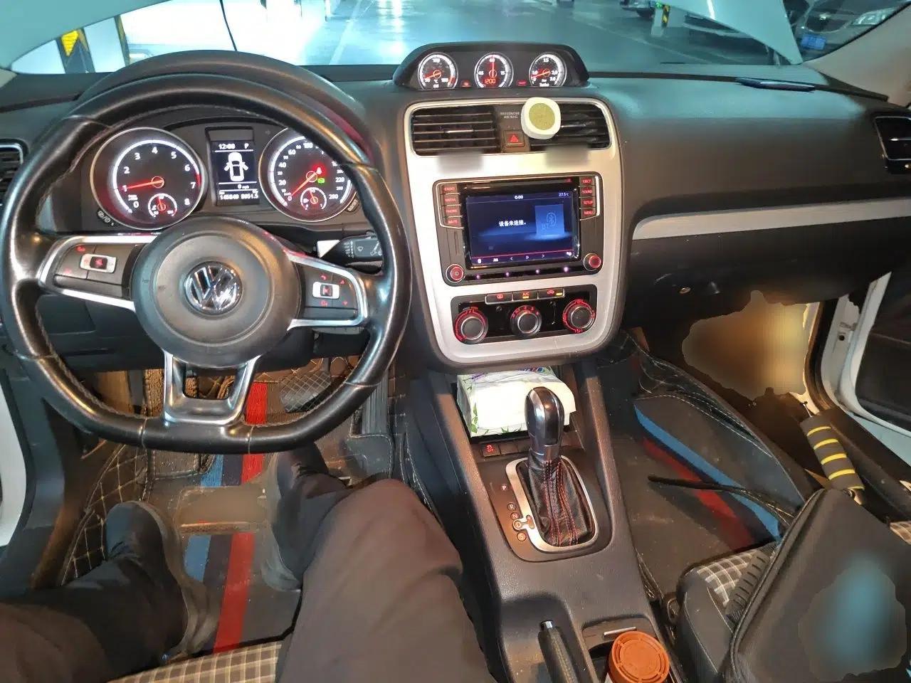 Volkswagen Scirocco 2015 1.4TSI Comfort Edition — миниатюра 9