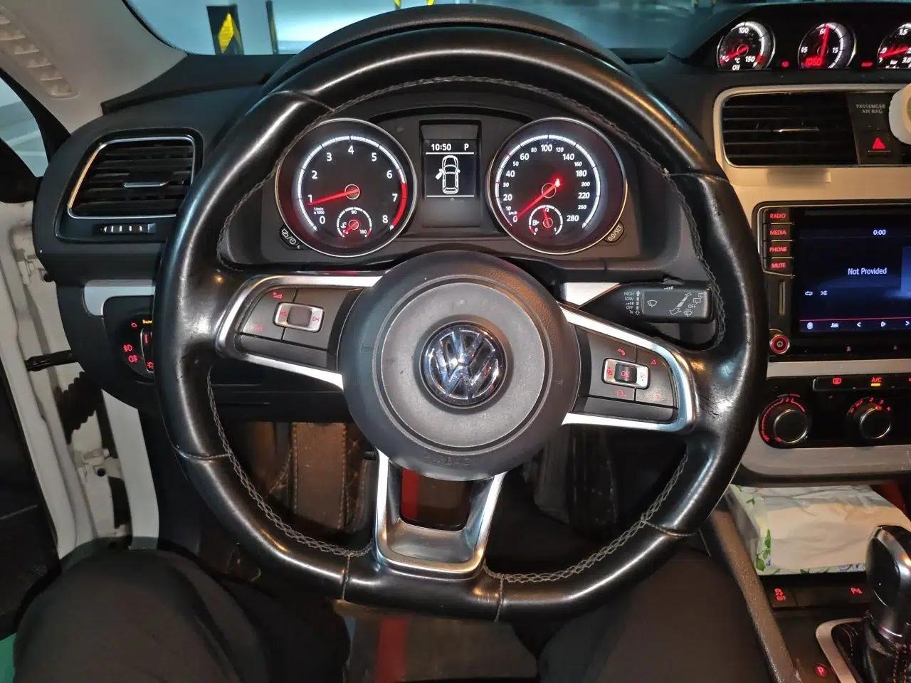 Volkswagen Scirocco 2015 1.4TSI Comfort Edition — миниатюра 10
