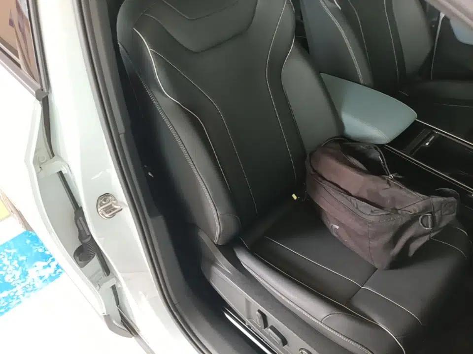 Volkswagen ID.4 X 2023 Upgraded Model Pure Long-Range Version — миниатюра 19
