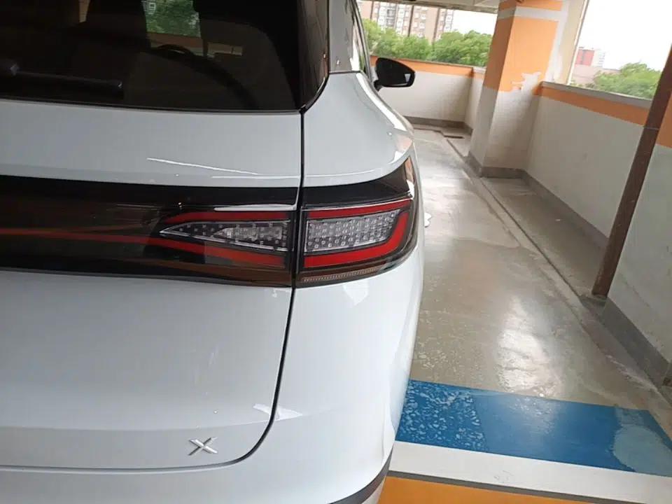 Volkswagen ID.4 X 2023 Upgraded Model Pure Long-Range Version — миниатюра 9