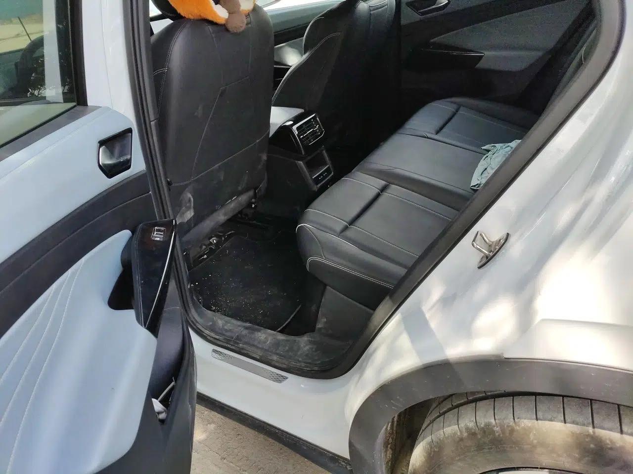 Volkswagen ID.4 X 2022 Pure Long-Range Version — миниатюра 17