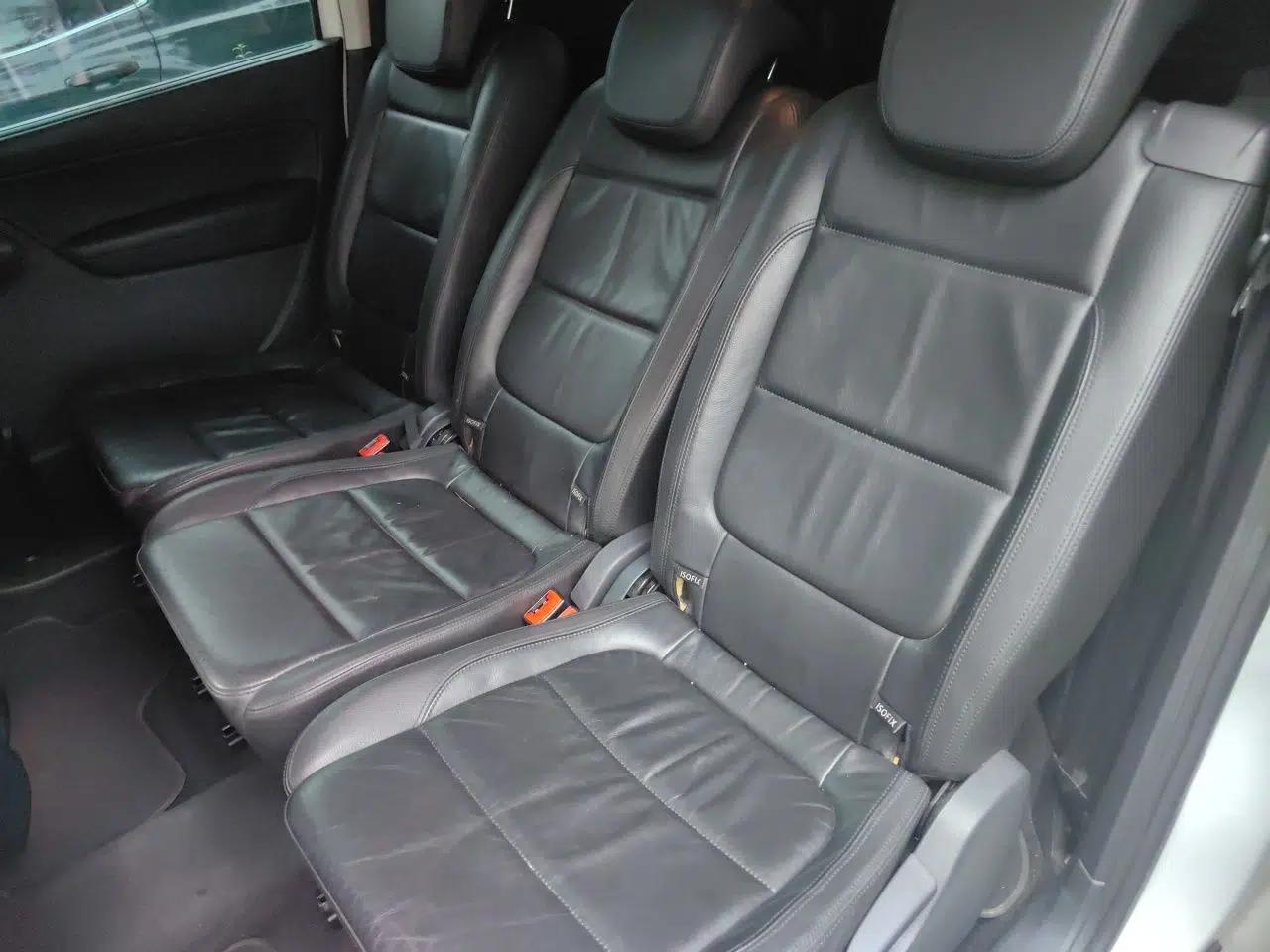 Volkswagen Sharan 2013 1.8TSI Comfort Model — миниатюра 17