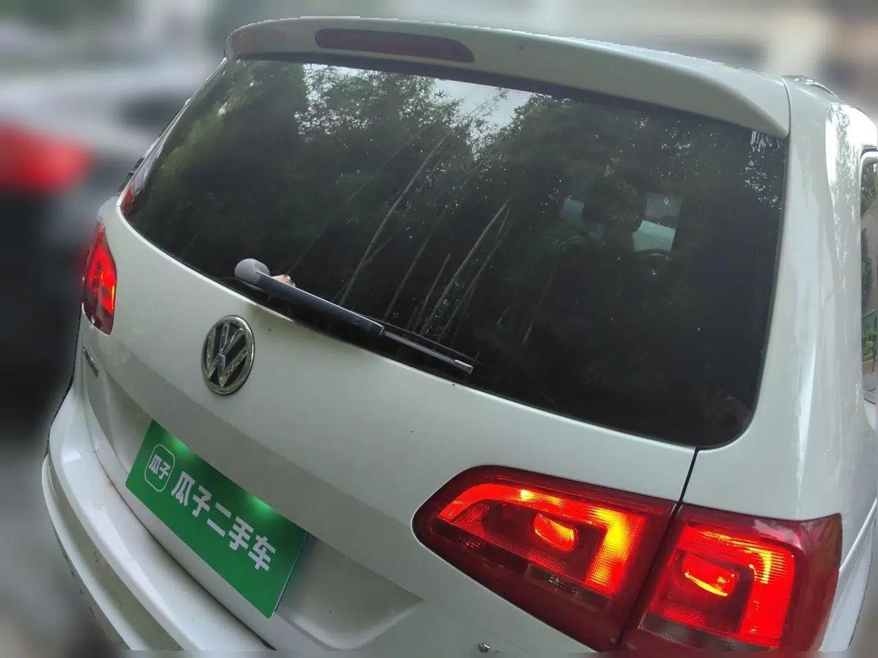 Volkswagen Sharan 2013 1.8TSI Comfort Model — миниатюра 5