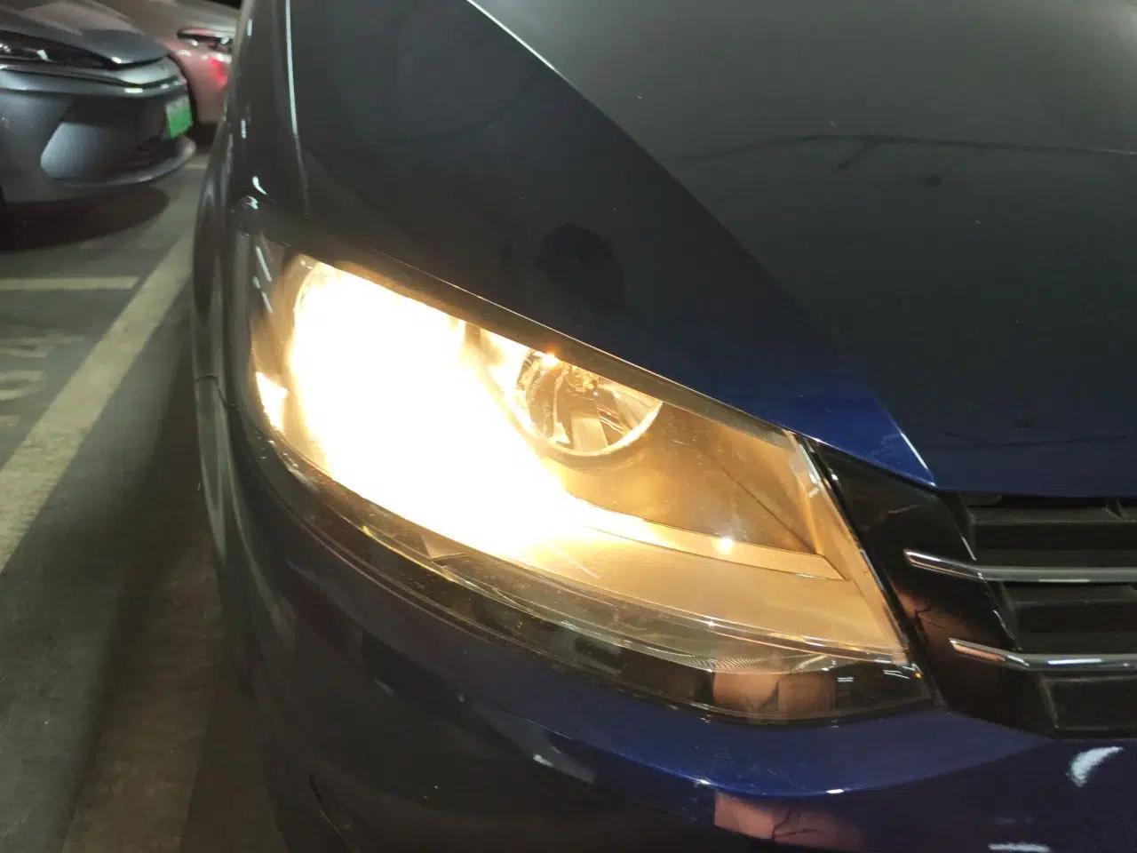 Volkswagen Sharan 2018 Revised Version 380TSI Comfort Edition 7-Seater — миниатюра 7