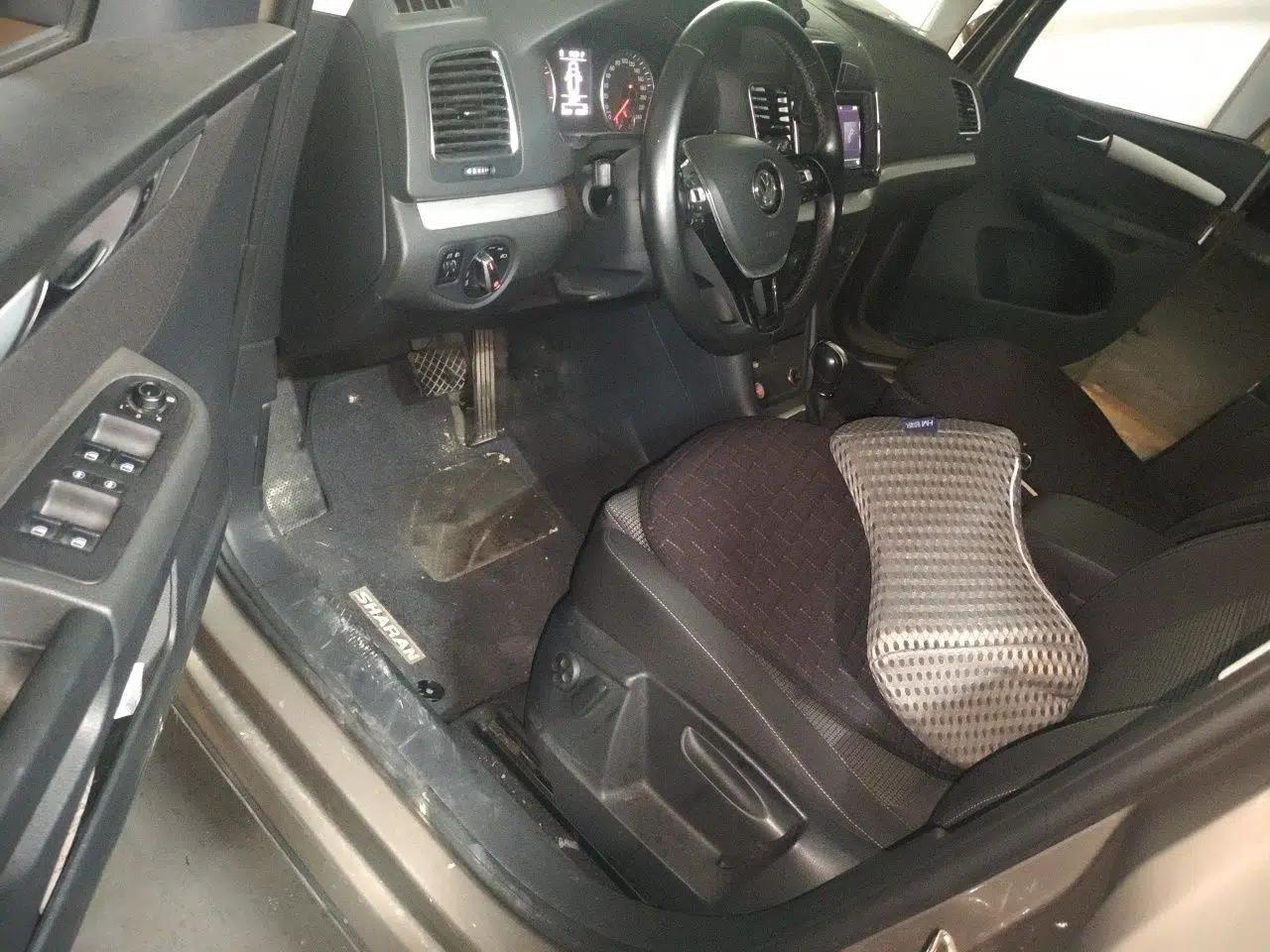Volkswagen Sharan 2018 380TSI Comfort Edition 7-Seater — миниатюра 16