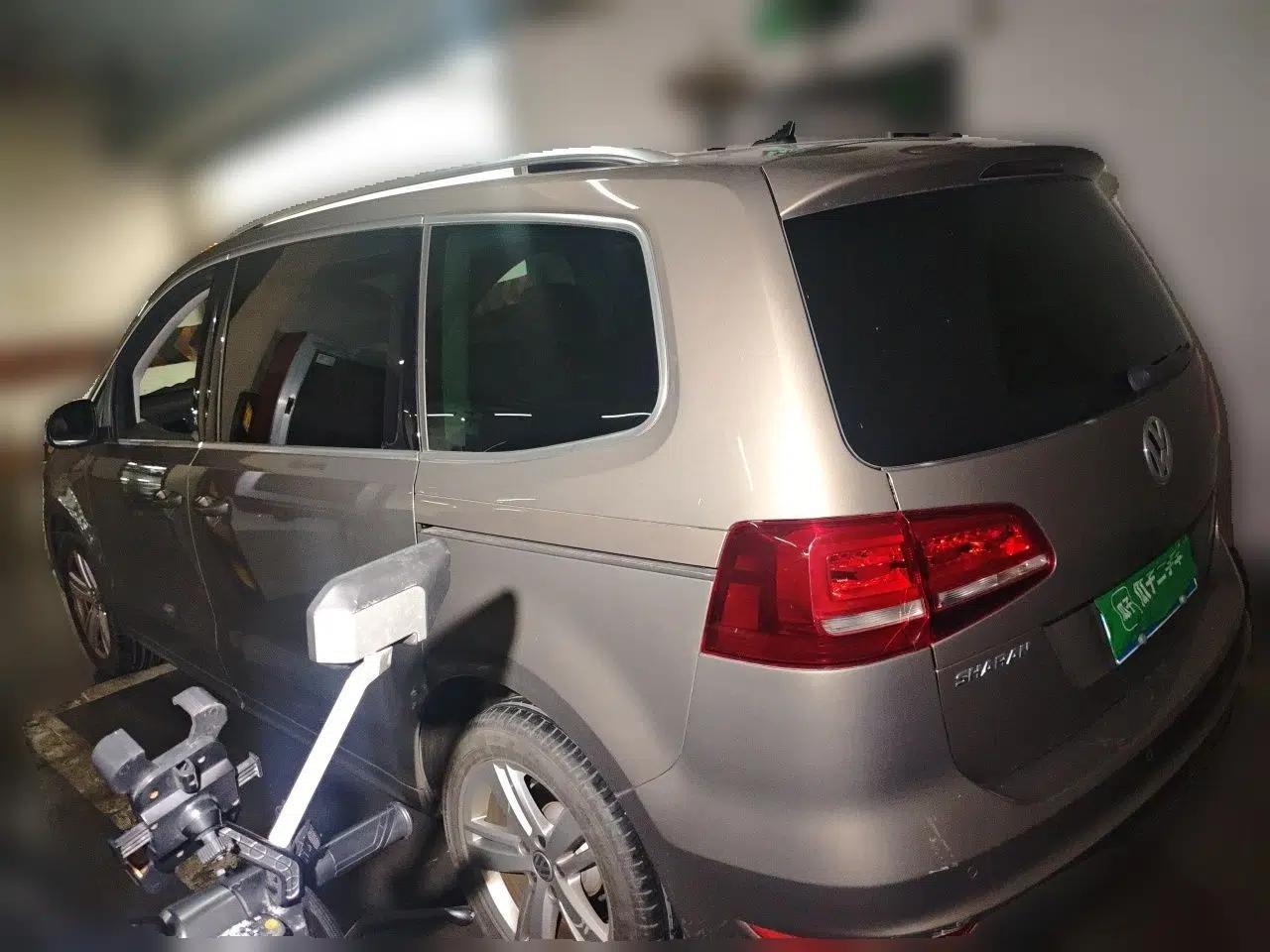Volkswagen Sharan 2018 380TSI Comfort Edition 7-Seater — миниатюра 4
