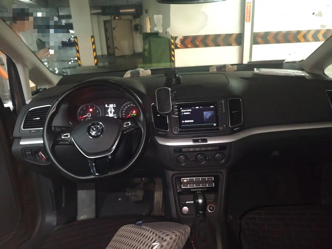 Volkswagen Sharan 2018 380TSI Comfort Edition 7-Seater — миниатюра 9