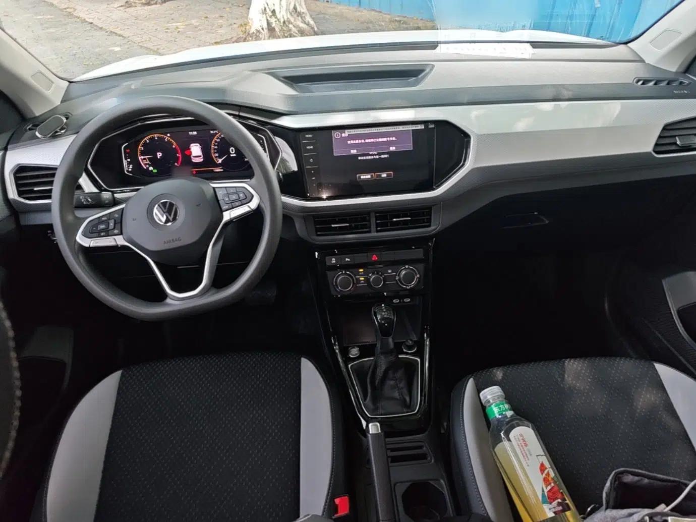 Volkswagen Tacqua 2021 200TSI DSG JoyConnect Edition — миниатюра 12