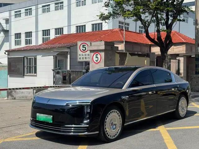 2025 S800 Premium Range Extended Star Executive Edition (4-seater)
