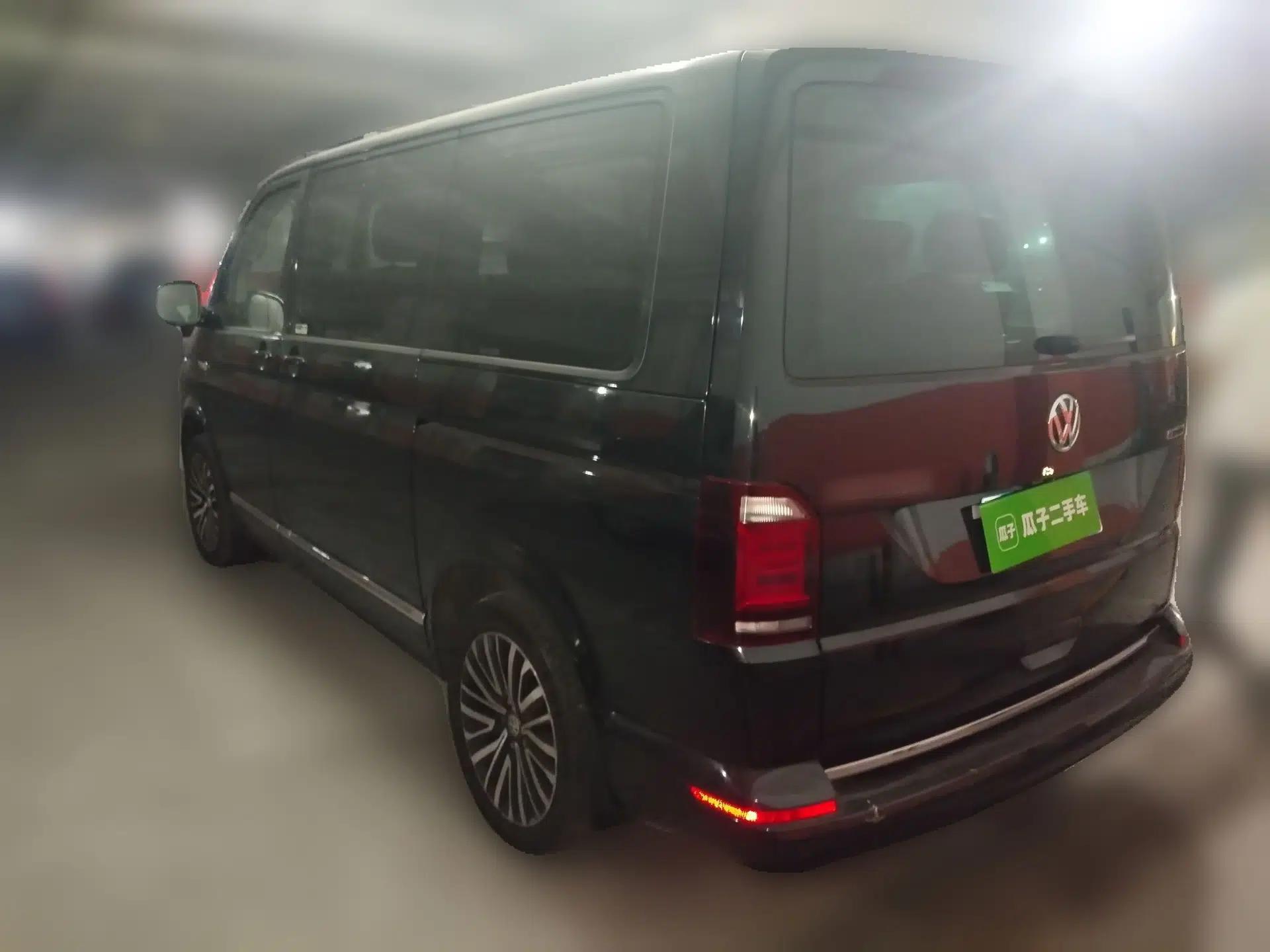 Volkswagen Multivan 2018 2.0 TSI Four-Wheel Drive Comfort Edition 7-Seater — миниатюра 4