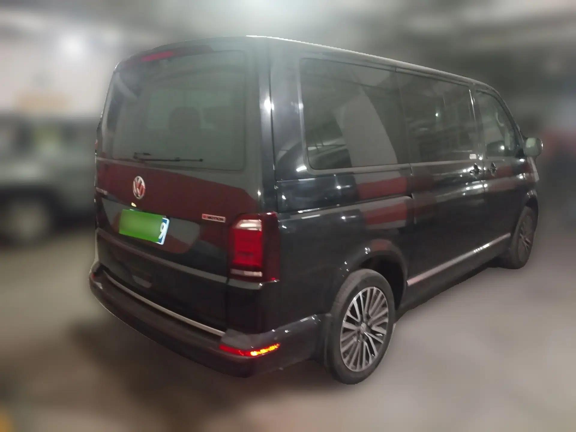 Volkswagen Multivan 2018 2.0 TSI Four-Wheel Drive Comfort Edition 7-Seater — миниатюра 6