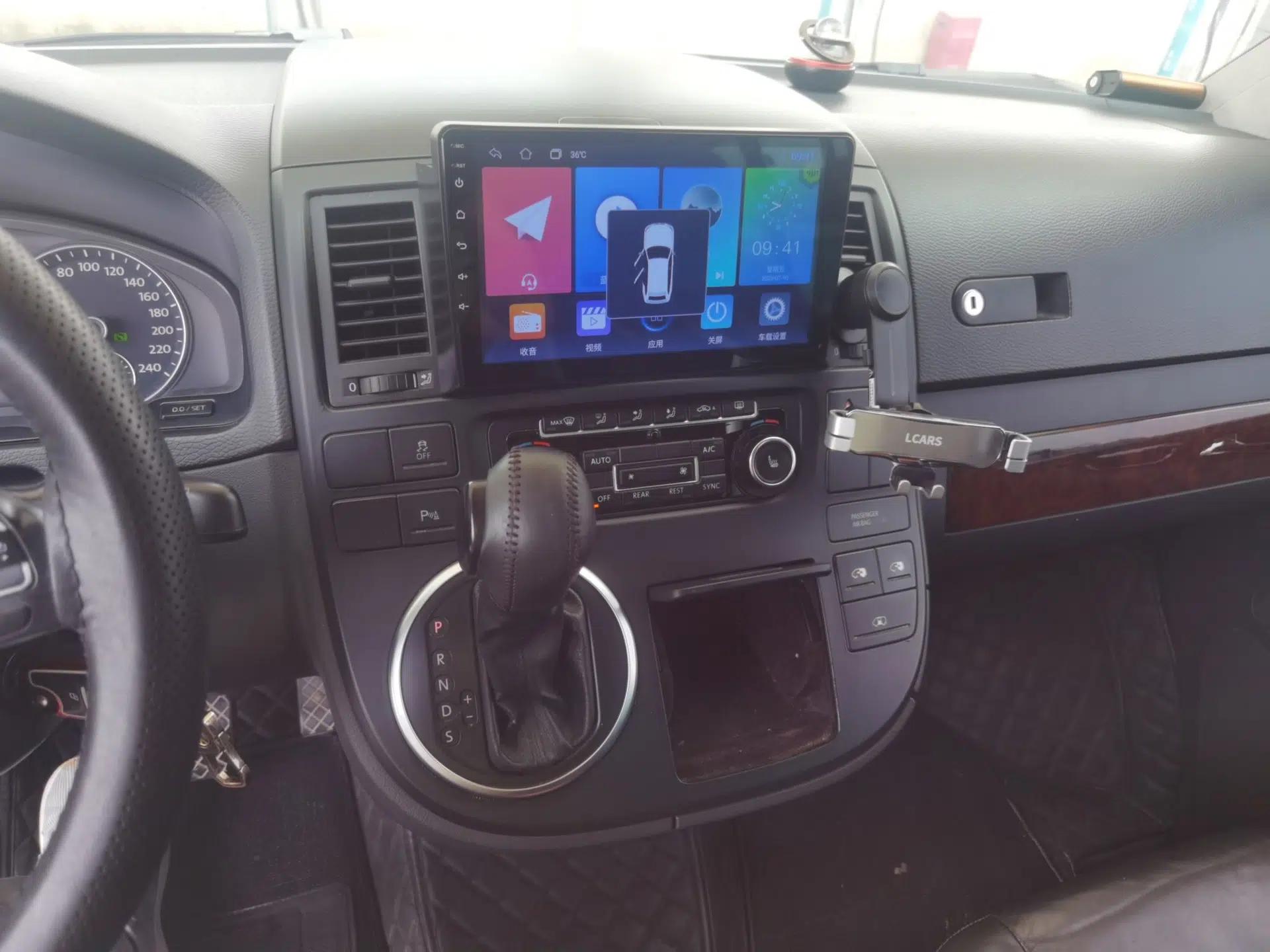 Volkswagen Multivan 2012 2.0 TSI Two-Wheel-Drive Luxury Edition — миниатюра 13