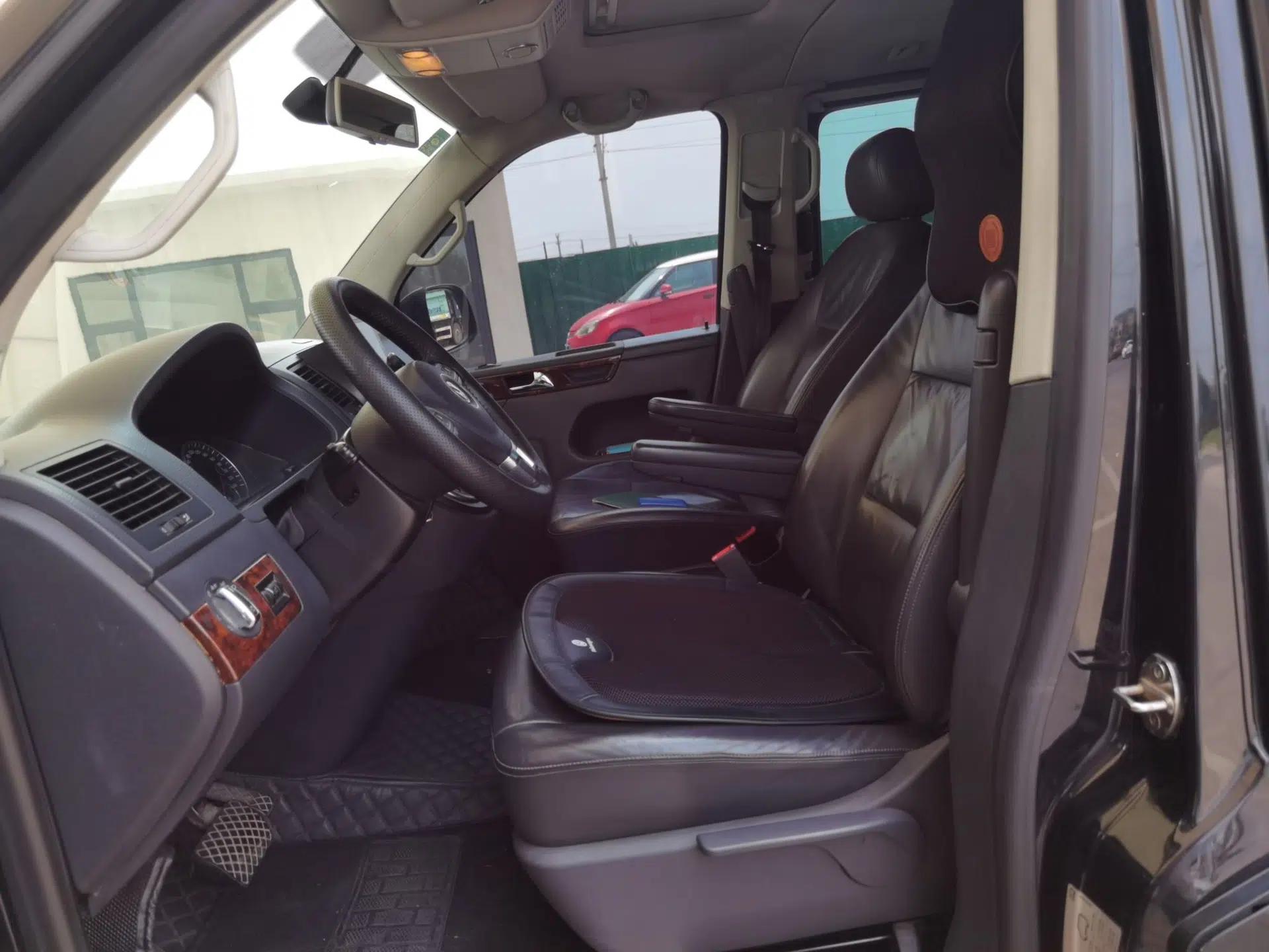 Volkswagen Multivan 2012 2.0 TSI Two-Wheel-Drive Luxury Edition — миниатюра 15